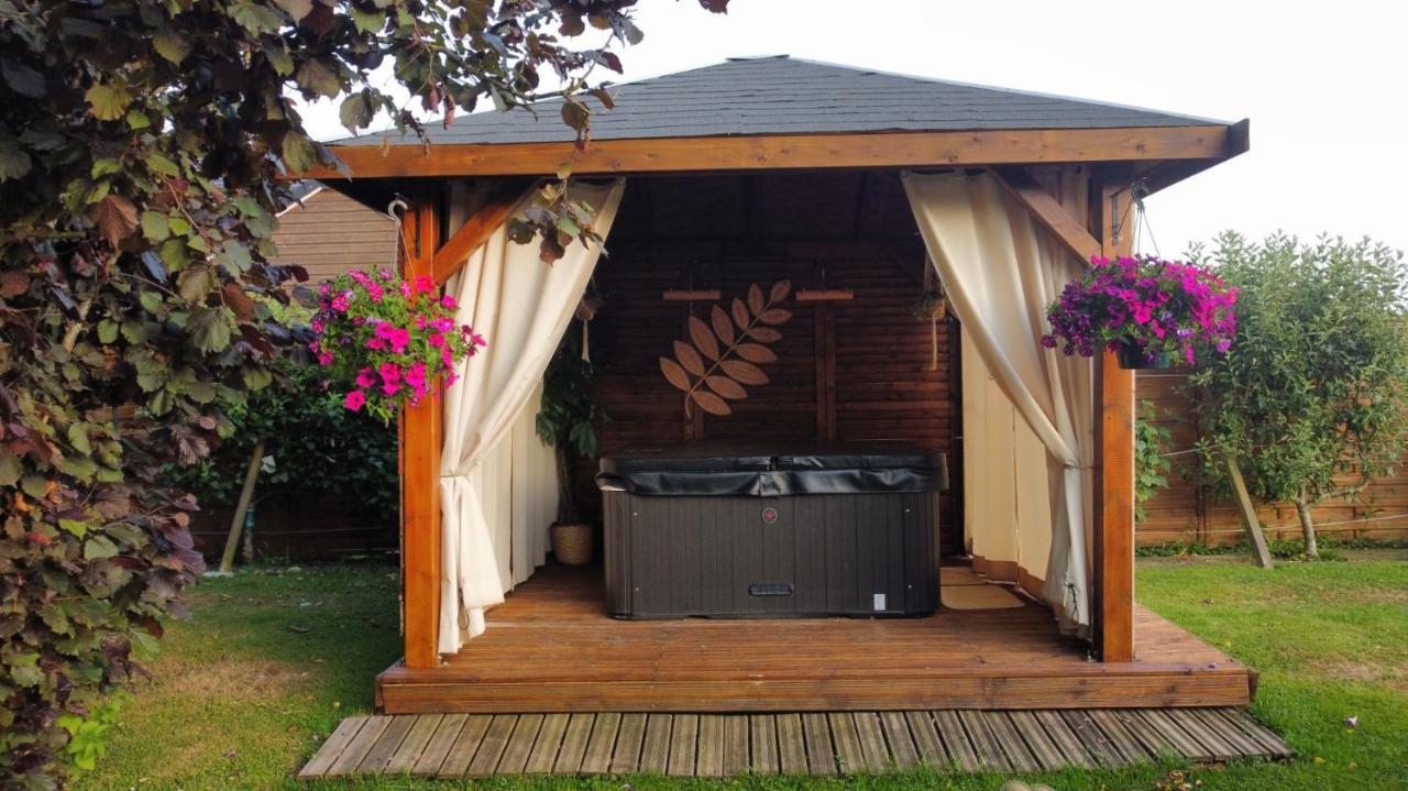 Les Mini-Chaumieres Villa Saint-Martin-Saint-Firmin Luaran gambar