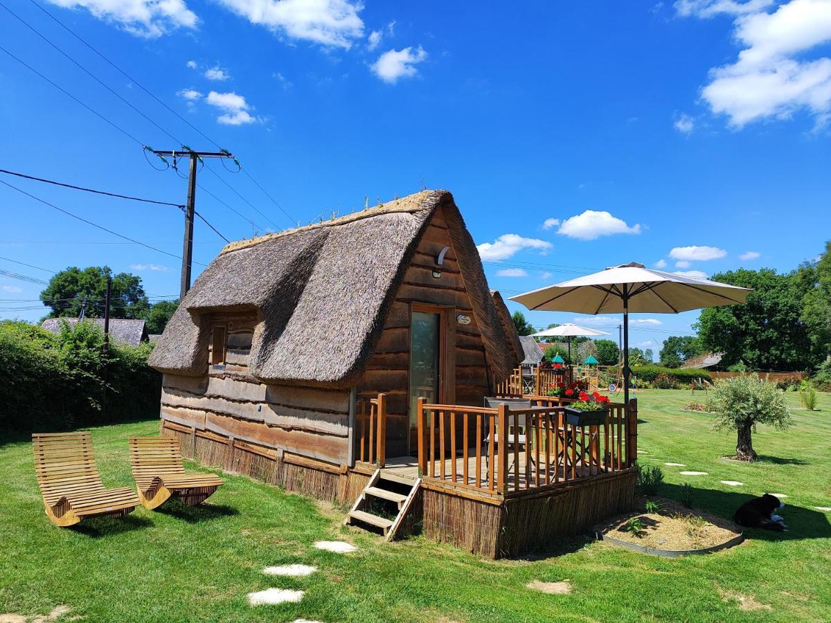 Les Mini-Chaumieres Villa Saint-Martin-Saint-Firmin Bilik gambar